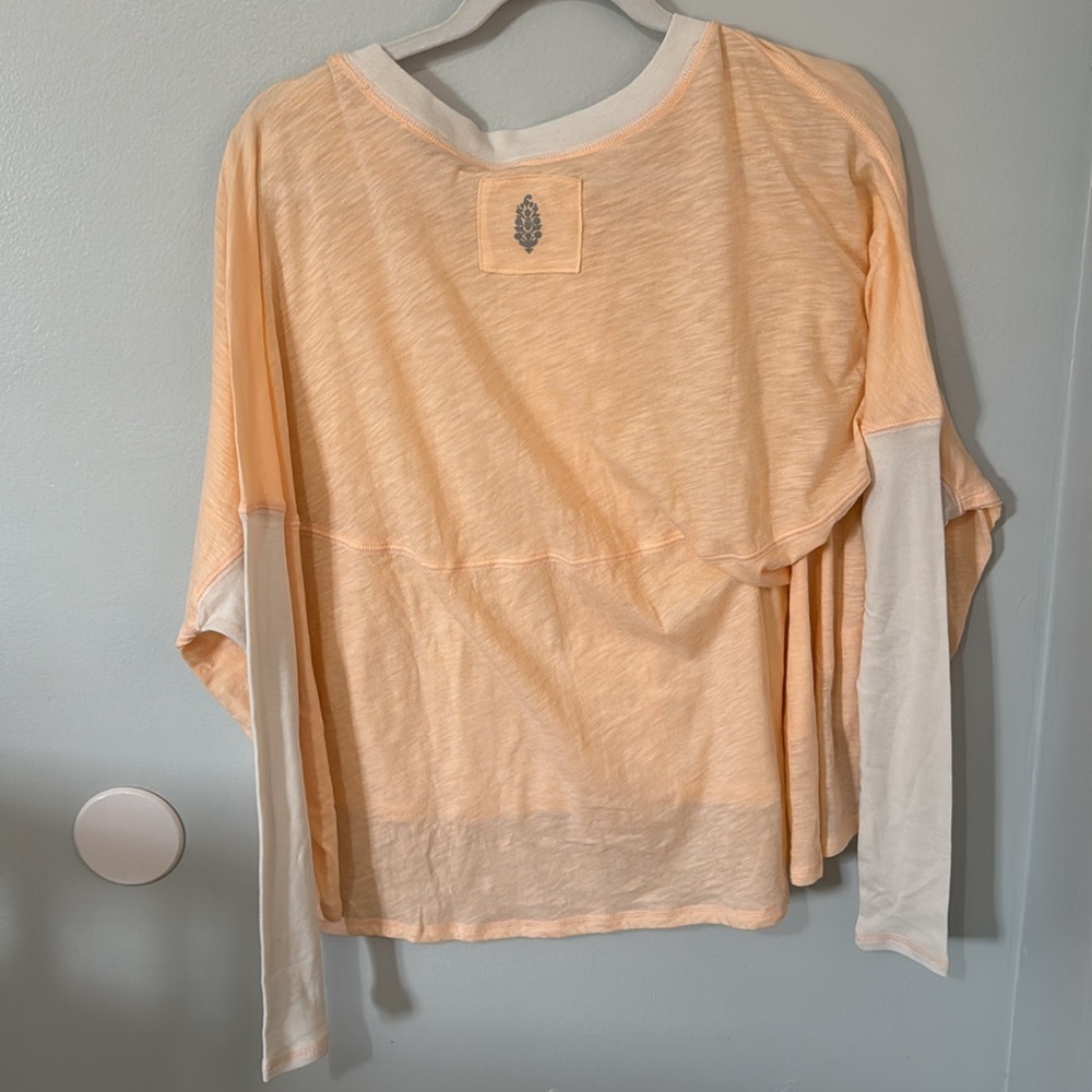 Free People Movement Full Circle Layer Top - Pastel Peach Combo Size Small - Picture 7 of 8